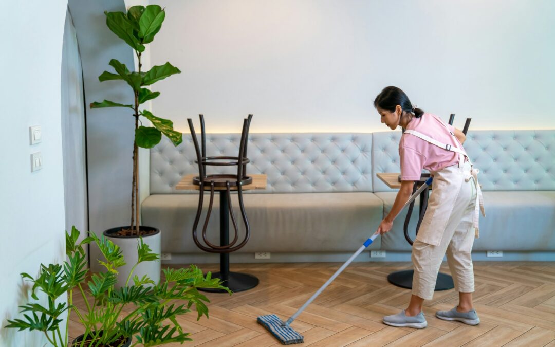 How to Tell If Your Tile and Grout Need Professional Repair